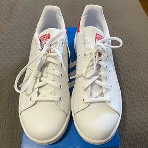 NWT adidas girls’ Stan smith sneakers